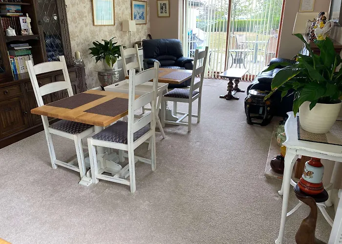 Orchard Side Bed And Breakfast